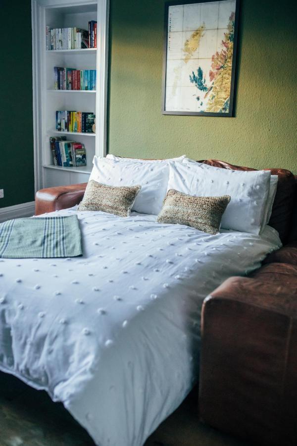 The Main Street Burrow - Your Perfect Hideaway St Boswells Eksteriør bilde