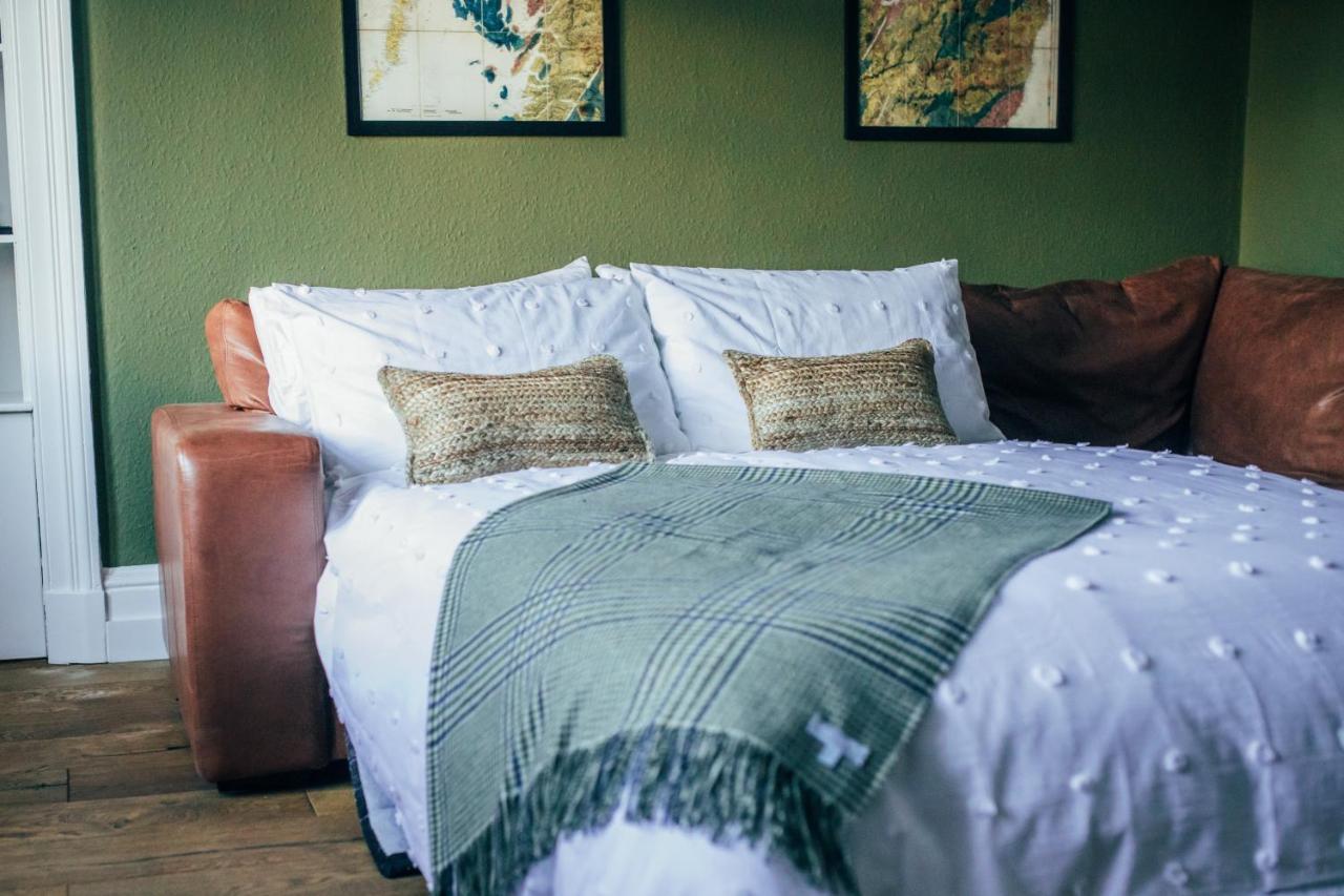 The Main Street Burrow - Your Perfect Hideaway St Boswells Eksteriør bilde
