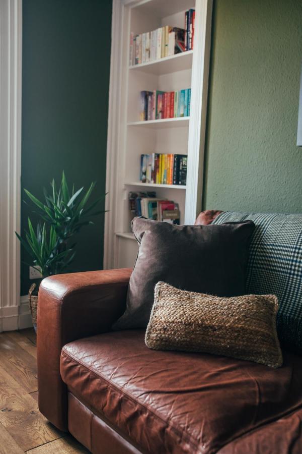 The Main Street Burrow - Your Perfect Hideaway St Boswells Eksteriør bilde